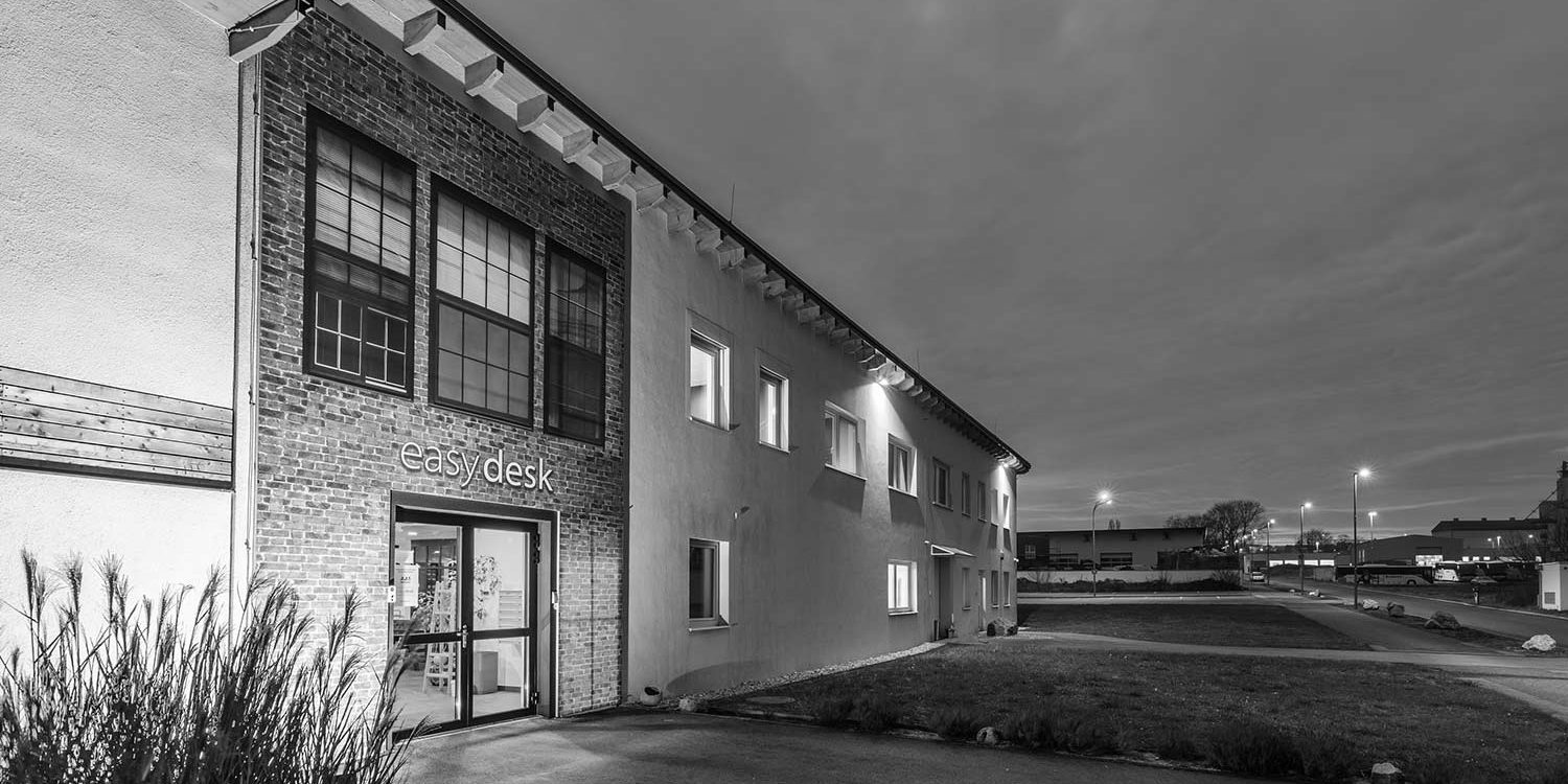 easydesk-start-up-heuriger