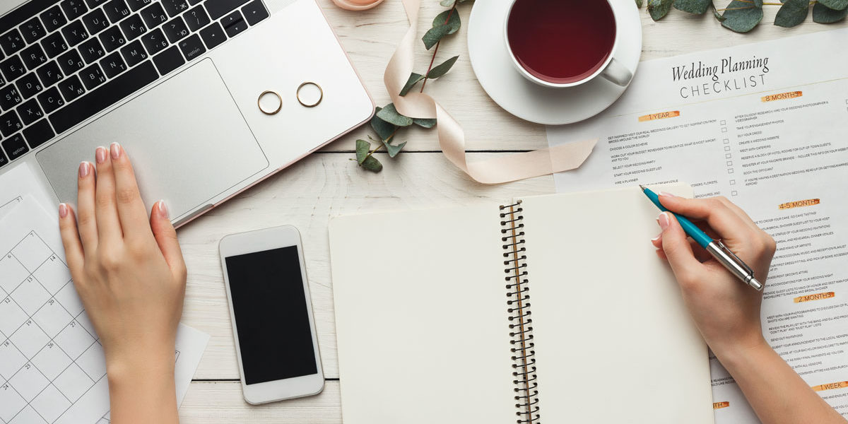 Love-is-in-the-air_lovebiirds